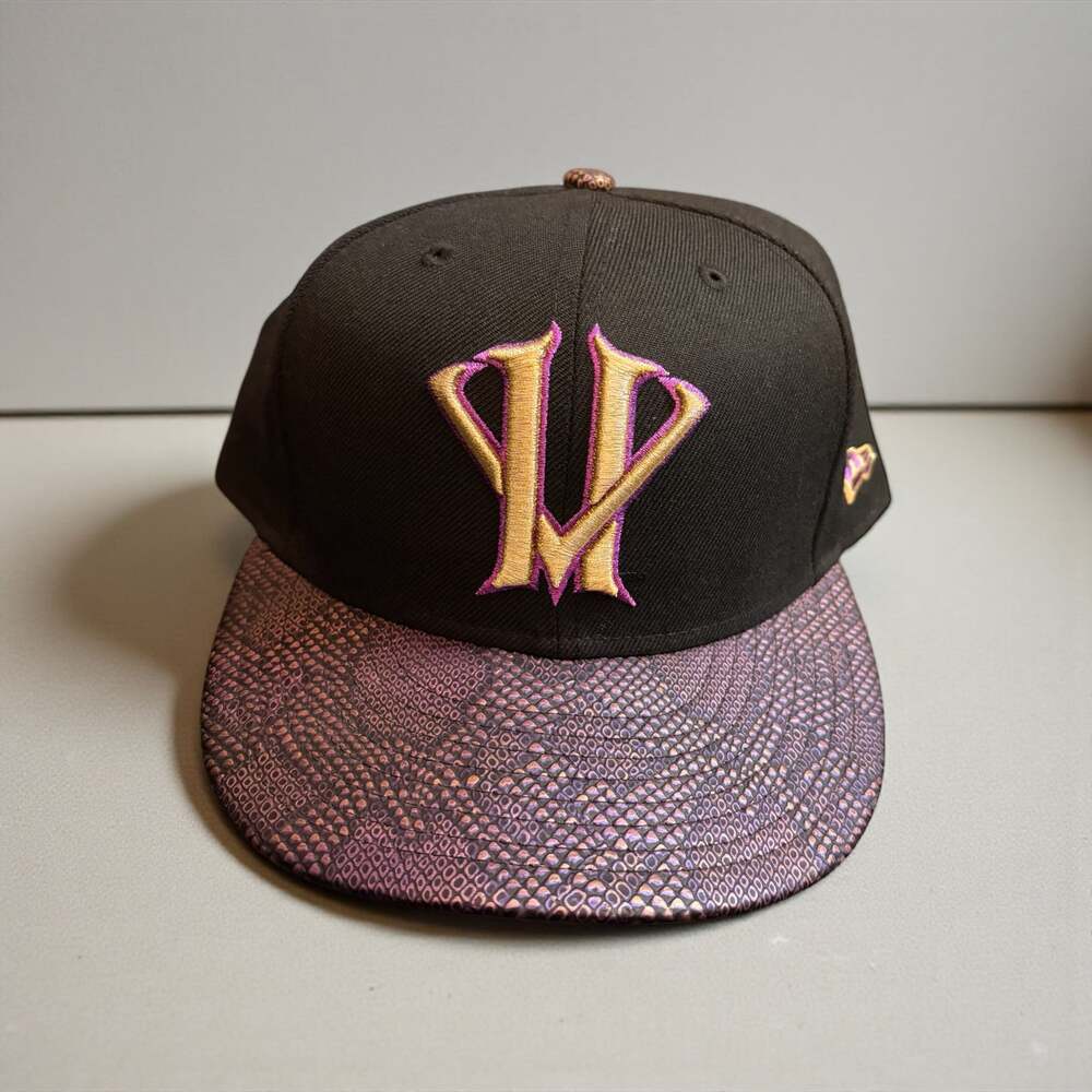 New Era 59FIFTY Kobe Bryant 'Black Mamba' 24 Villian Lakers Fitted Hat Size 8